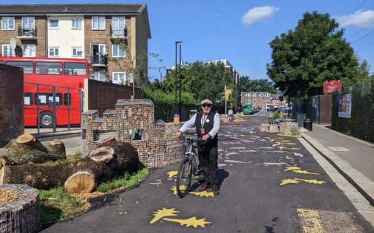 Labour councillor Rick Jewell at St John & St James Church of England Primary School’s Clean Air Route