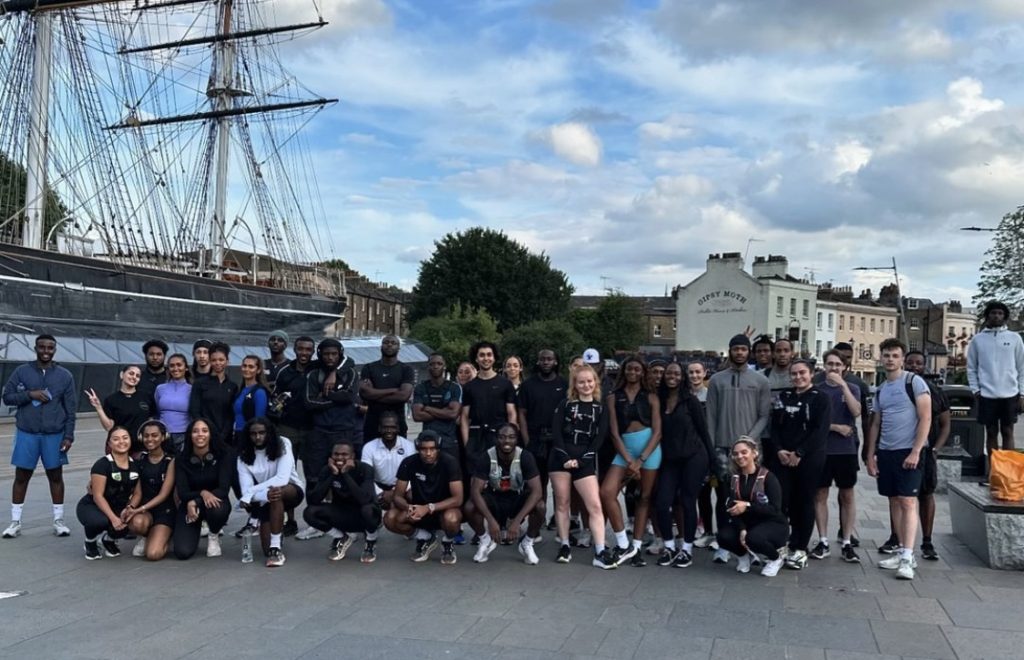 A group run from the Cutty Sark. Image courtesy brkedoff via Instagram. 